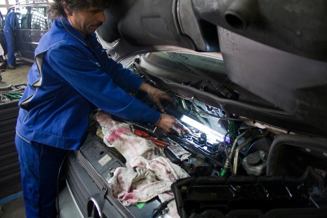 Bilder Auto-Algarve GmbH KFZ - Reparaturwerkstatt