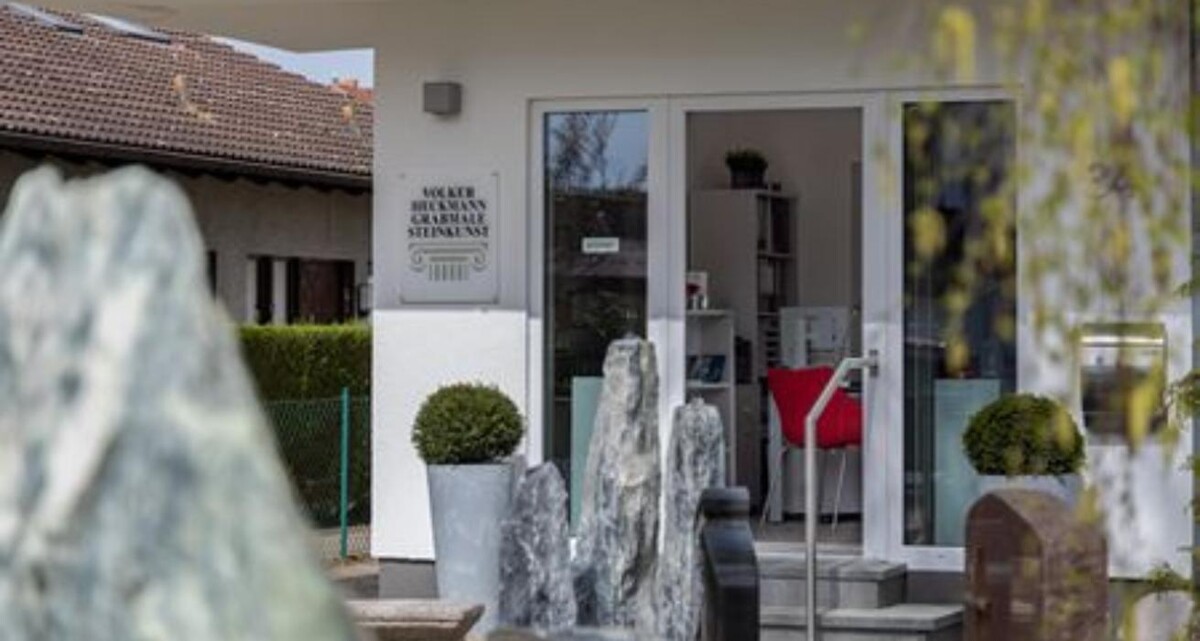 Bilder Volker Heckmann - Grabmale