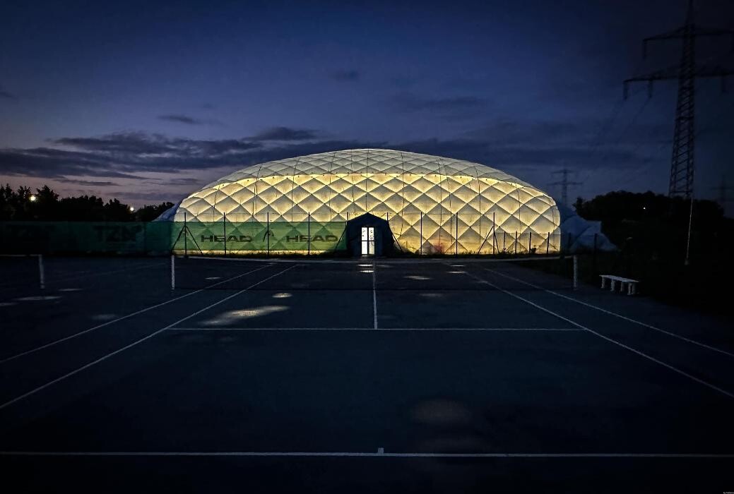 Bilder Tennisleistungsschule MV / Leistungstenniszentrum MV