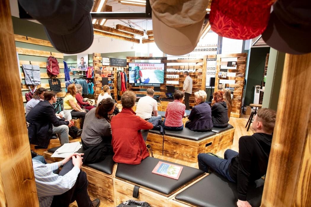 Bilder Globetrotter Secondhand Leipzig