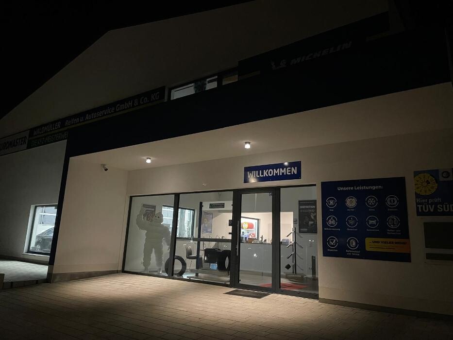 Bilder Waldmüller Reifen und Autoservice GmbH & Co.KG