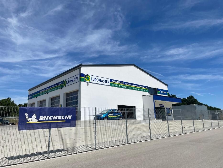 Bilder Waldmüller Reifen und Autoservice GmbH & Co.KG