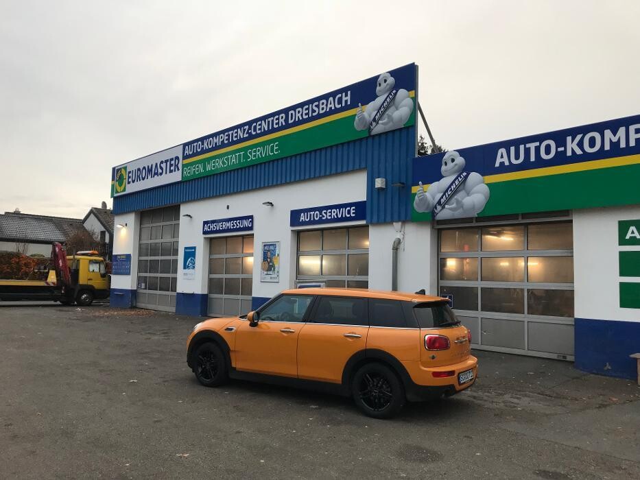 Bilder Auto-Kompetenz-Center Dreisbach e.K. - Partnerbetrieb von EUROMASTER