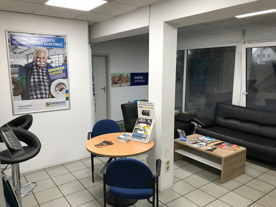 Bilder Auto-Kompetenz-Center Dreisbach e.K. - Partnerbetrieb von EUROMASTER