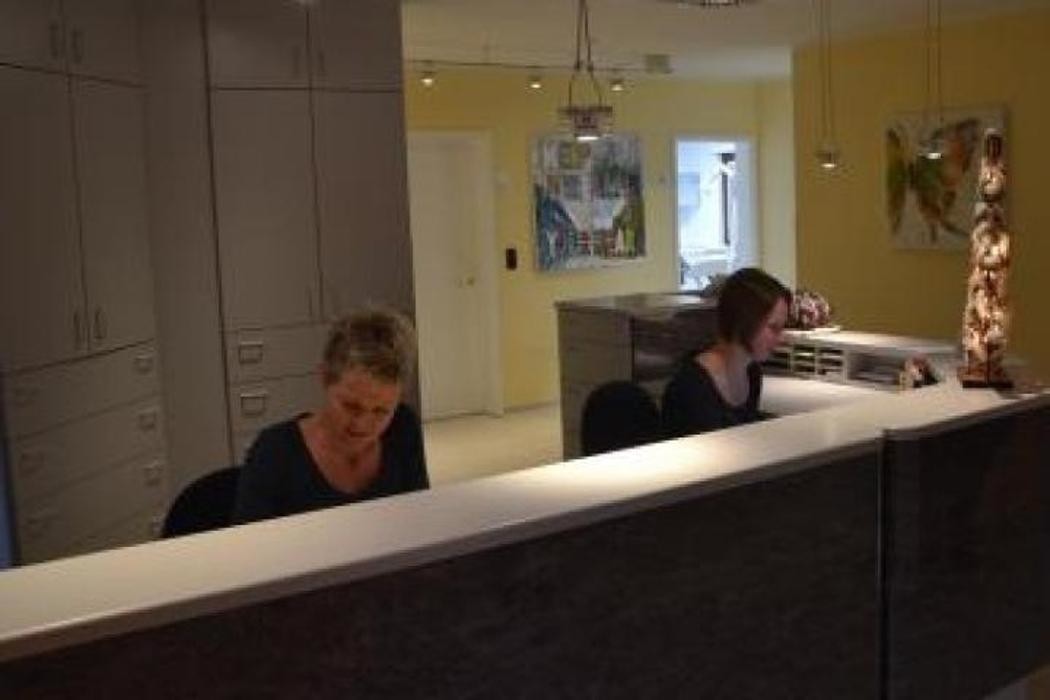 Bilder Brigitte Huebert Zahnärztin