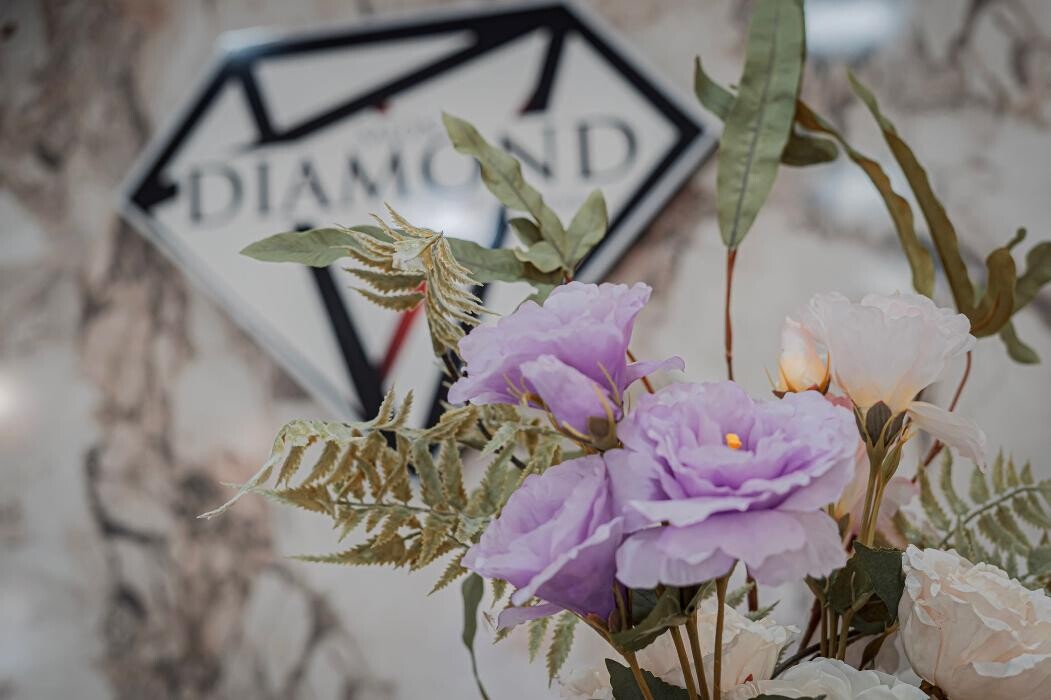 Bilder Salon Diamond Friseur, Kosmetik & Beauty