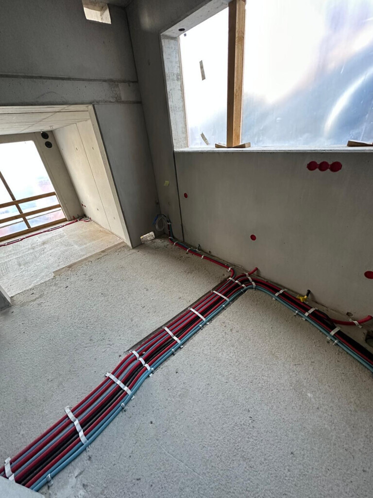 Bilder Elektro-Watt-Tech