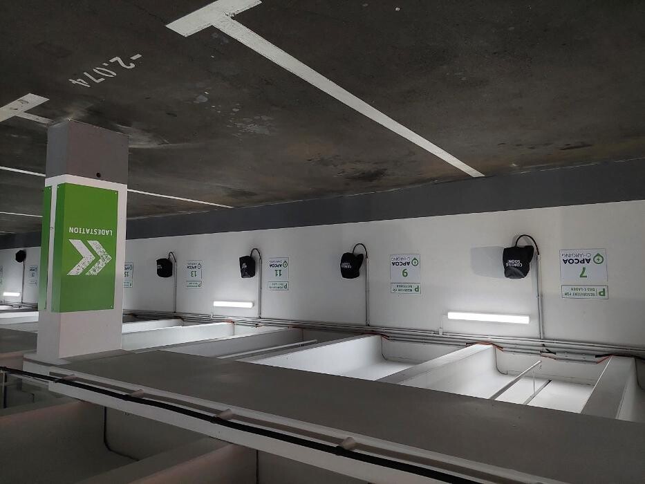 Bilder Apcoa Charging Station