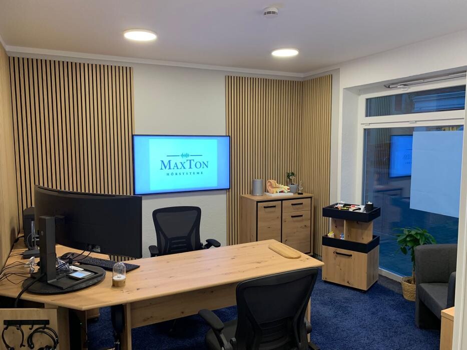 Bilder MaxTon Hörsysteme GmbH