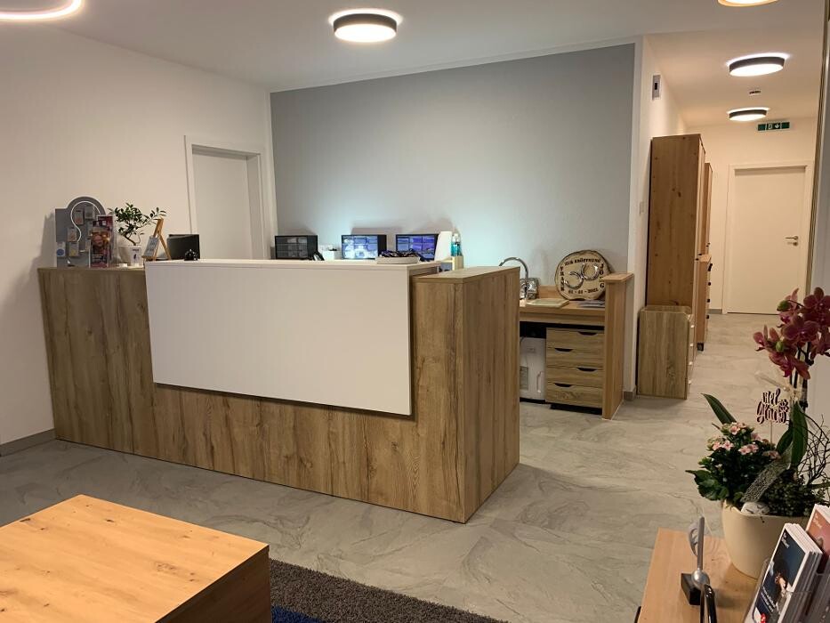 Bilder MaxTon Hörsysteme GmbH