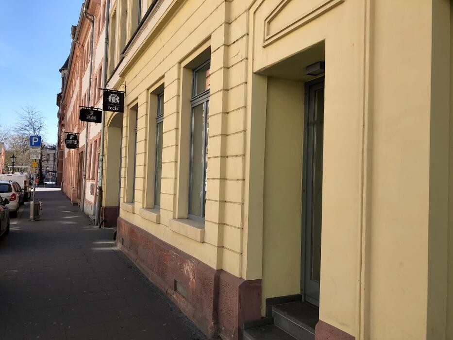 Bilder Ricky Fröhlich, M.Ed. - Versicherungsexperte für Lehrkräfte