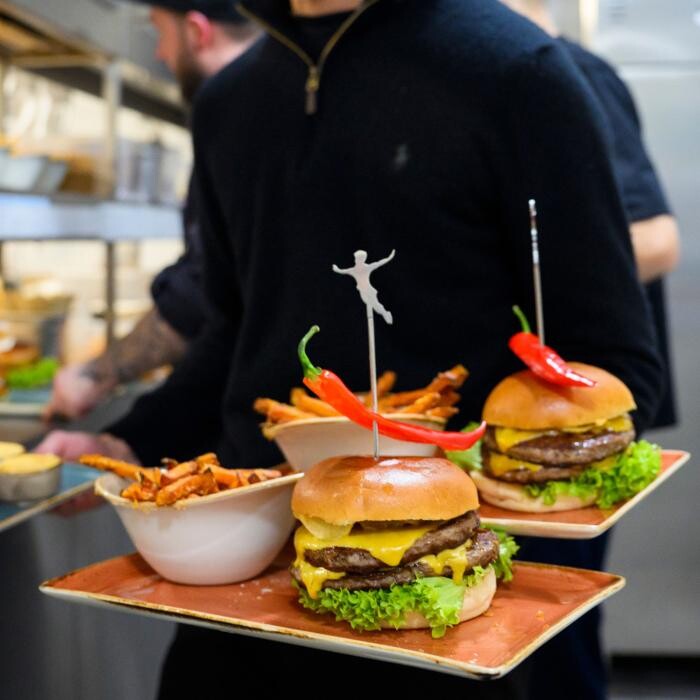 Bilder PETER PANE Burgergrill & Bar