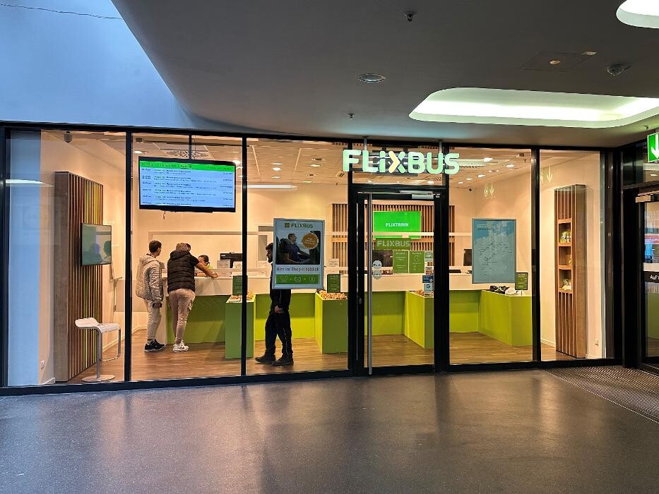 Bilder FlixBus Shop