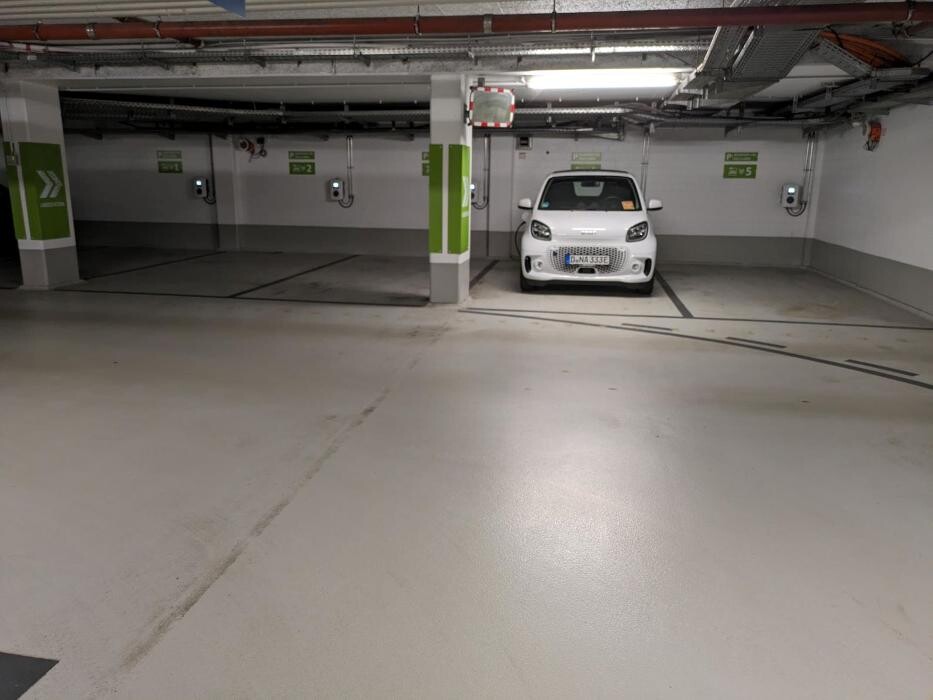 Bilder Apcoa Charging Station