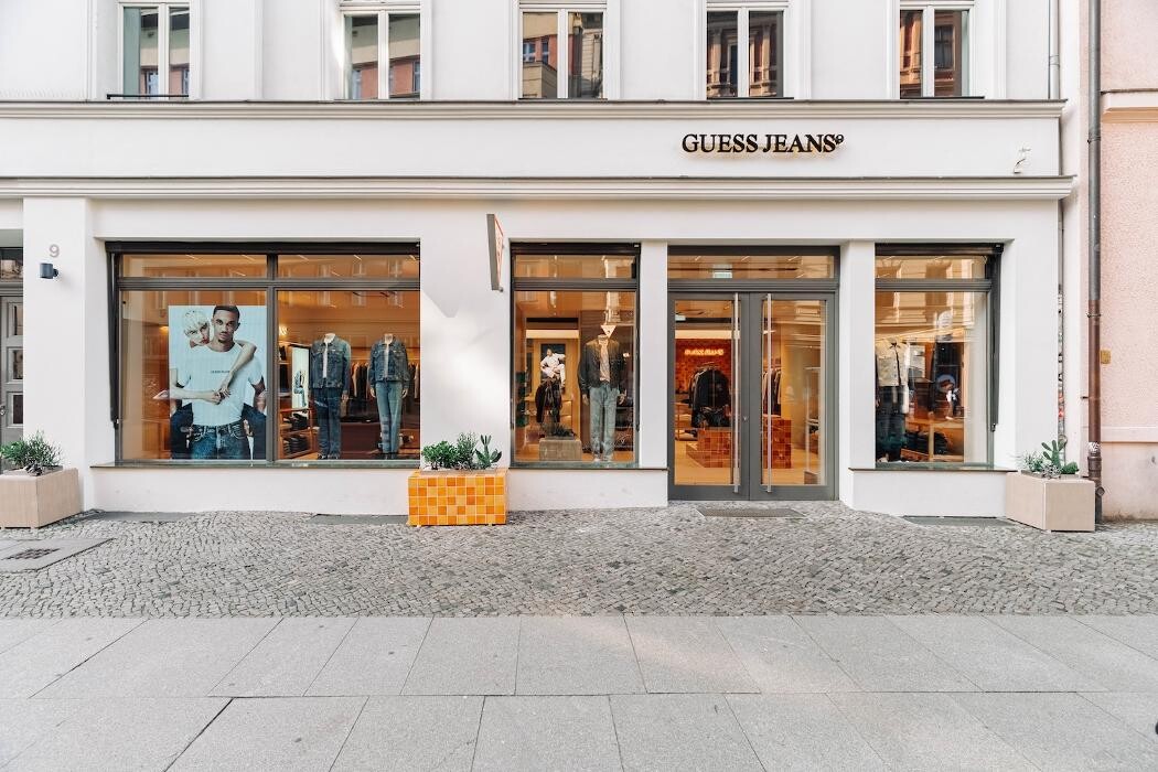 Bilder GUESS JEANS