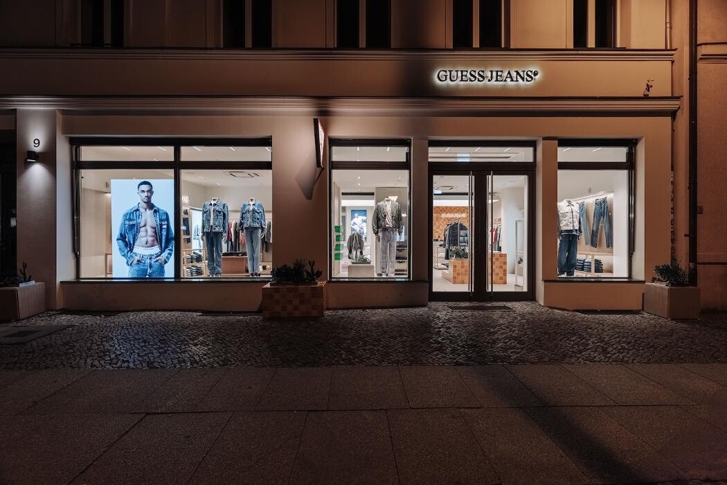 Bilder GUESS JEANS
