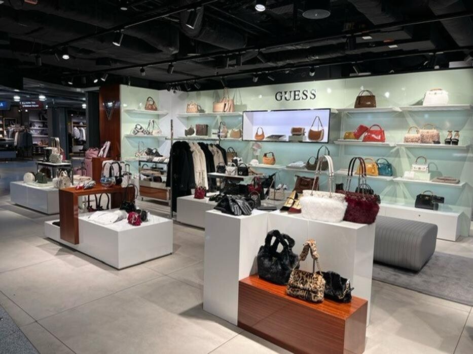 Bilder GUESS ACCESSORIES