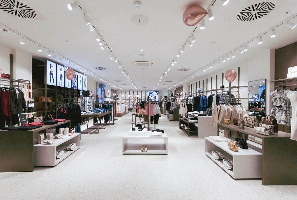 Bilder GUESS