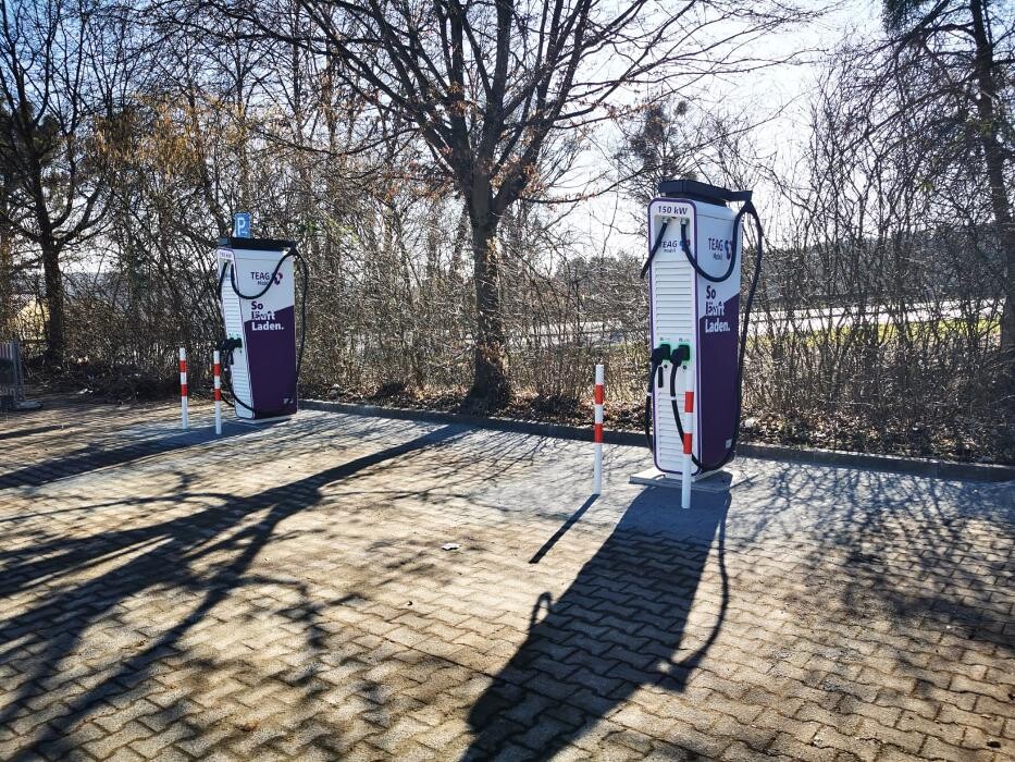 Bilder TEAG Mobil-Ladestation