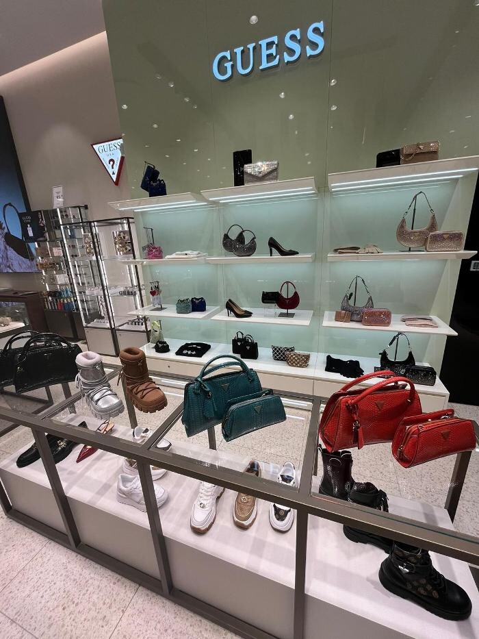 Bilder GUESS