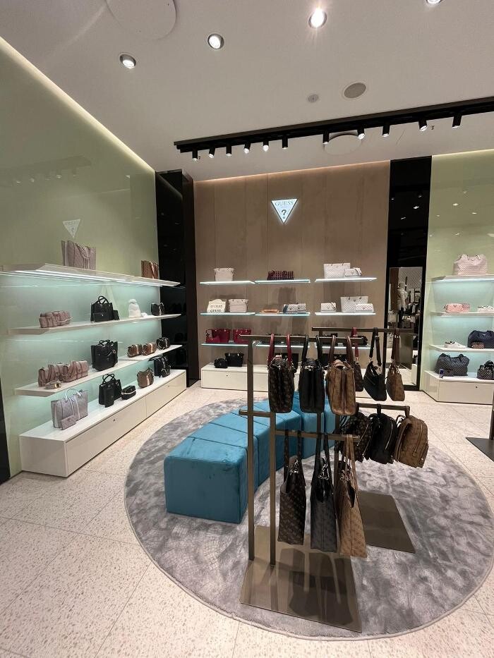 Bilder GUESS