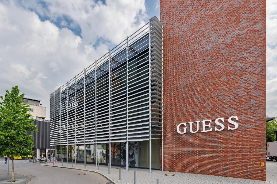 Bilder GUESS