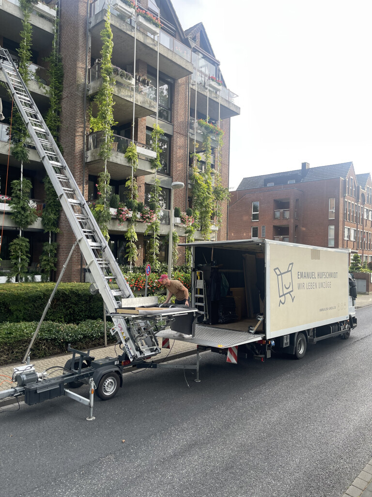 Bilder Umzüge Emanuel Hufschmidt