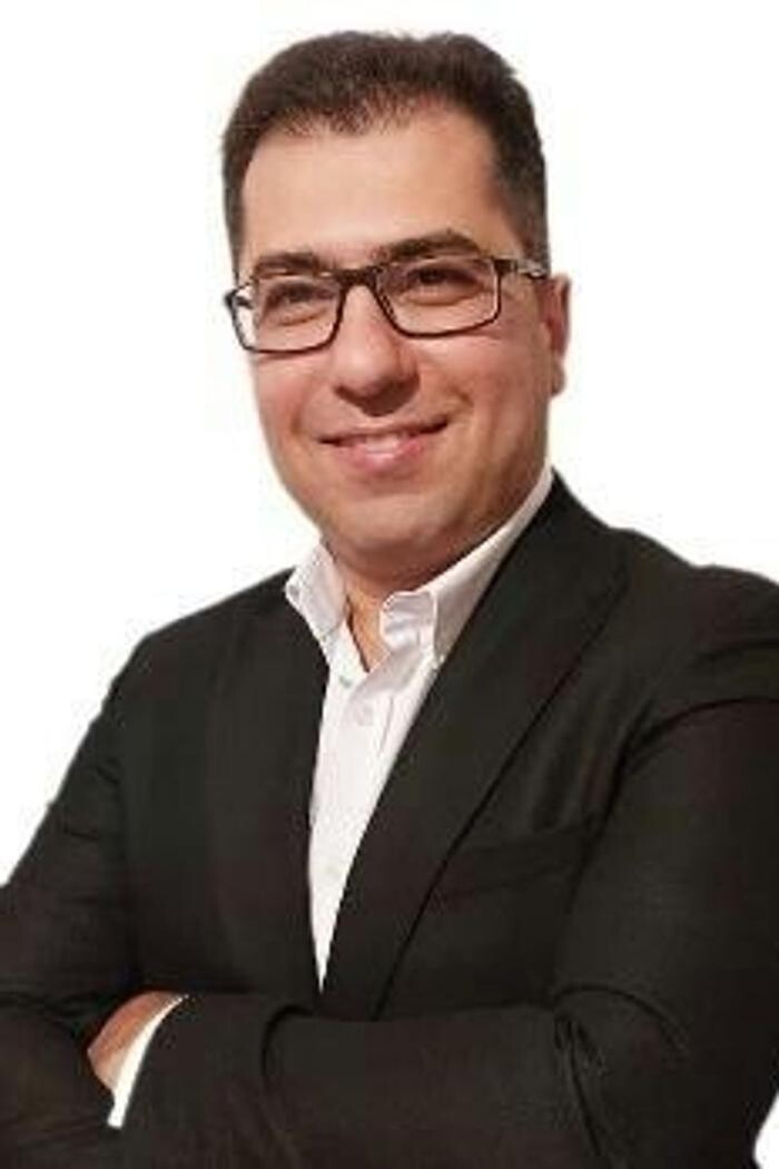 Bilder ERGO Versicherung Majid Tabesh
