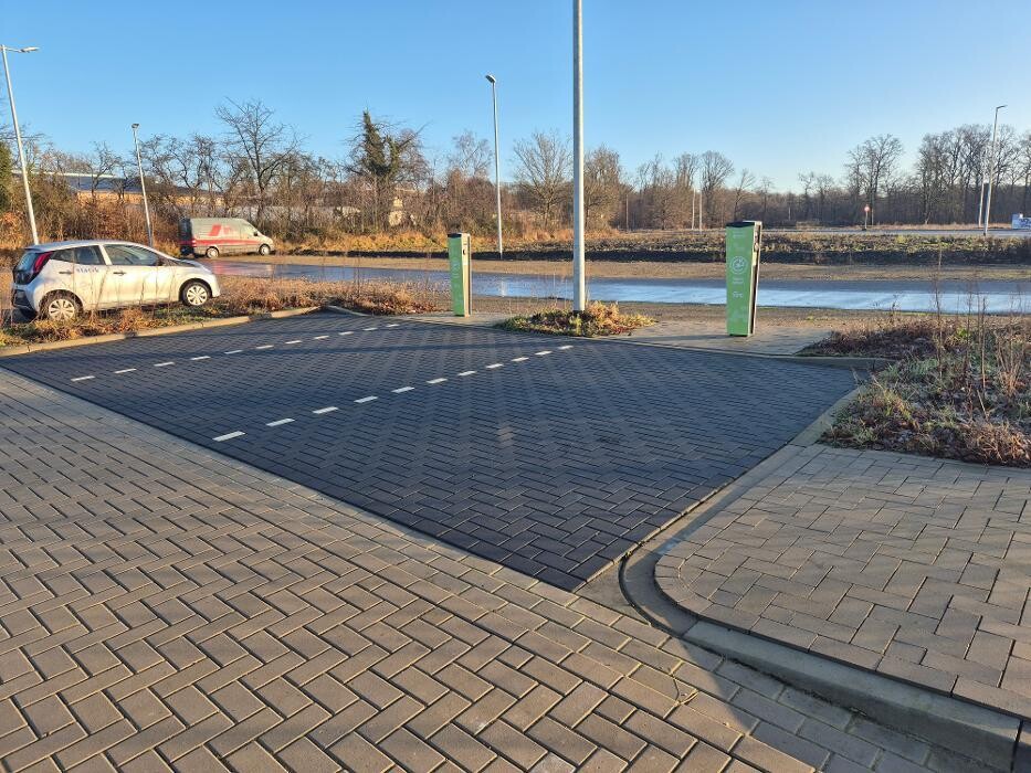Bilder OPG Charging Station