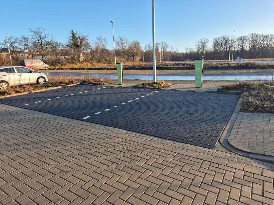 Bilder OPG Charging Station