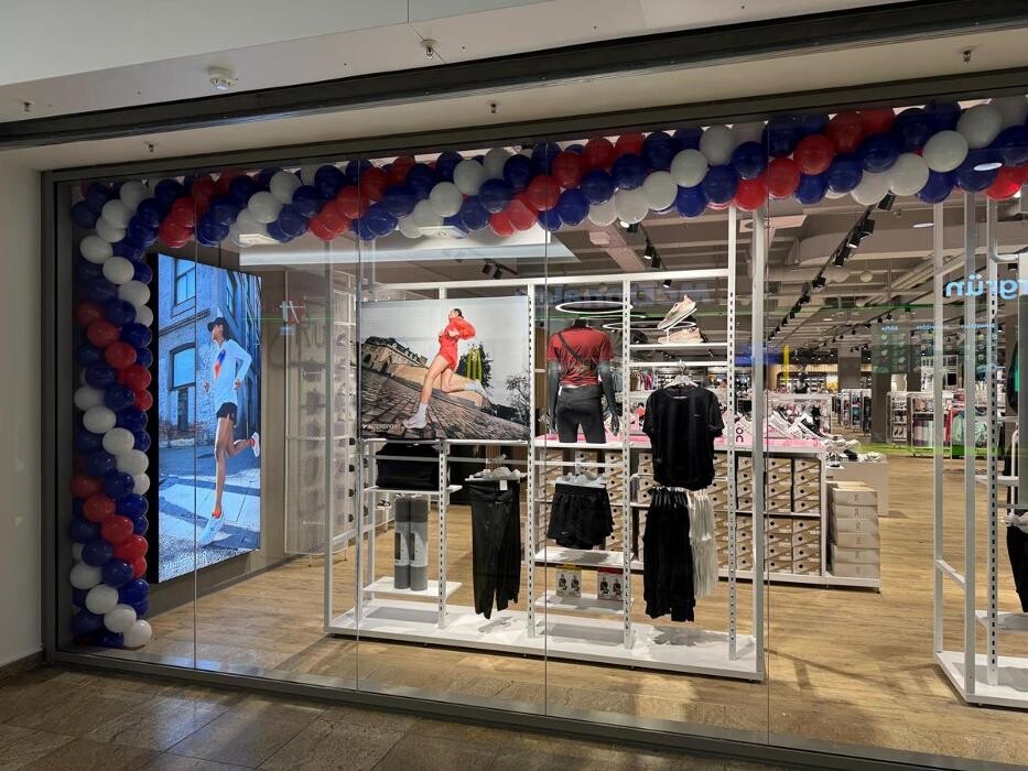Bilder INTERSPORT Voswinkel Forum Allgäu