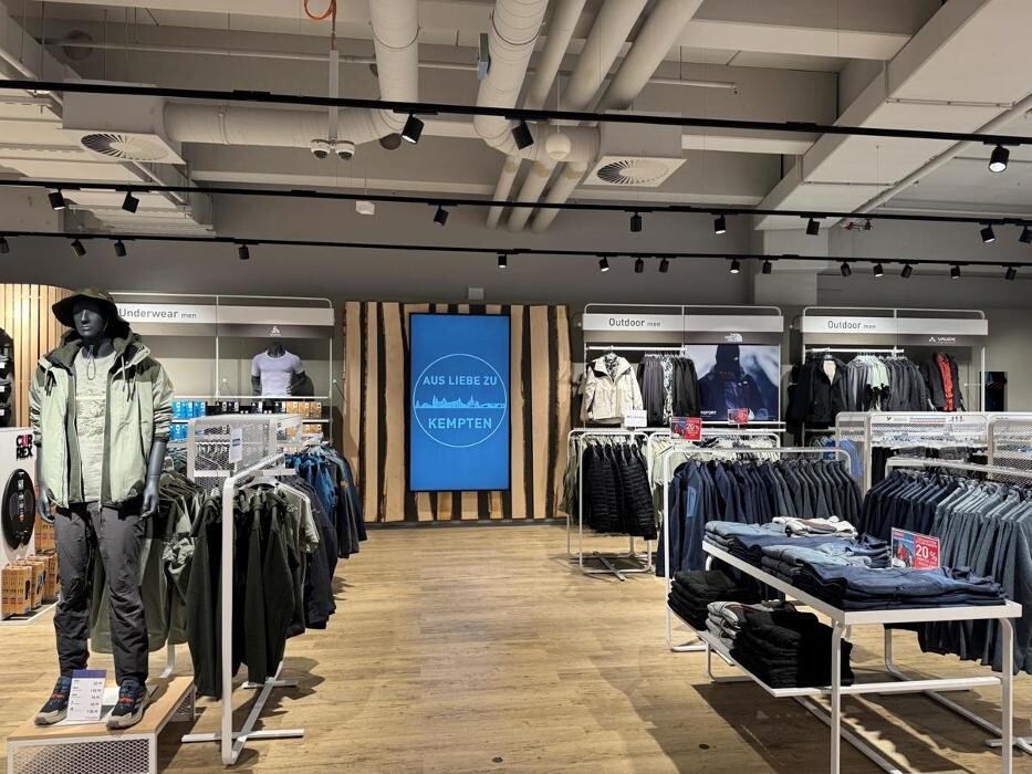 Bilder INTERSPORT Voswinkel Forum Allgäu