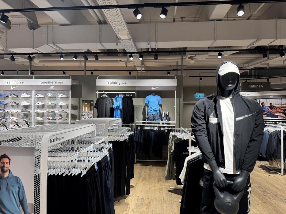 Bilder INTERSPORT Voswinkel Forum Allgäu