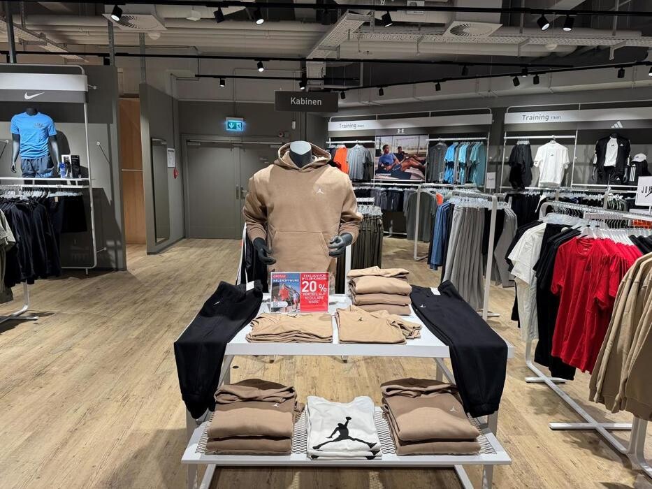 Bilder INTERSPORT Voswinkel Forum Allgäu