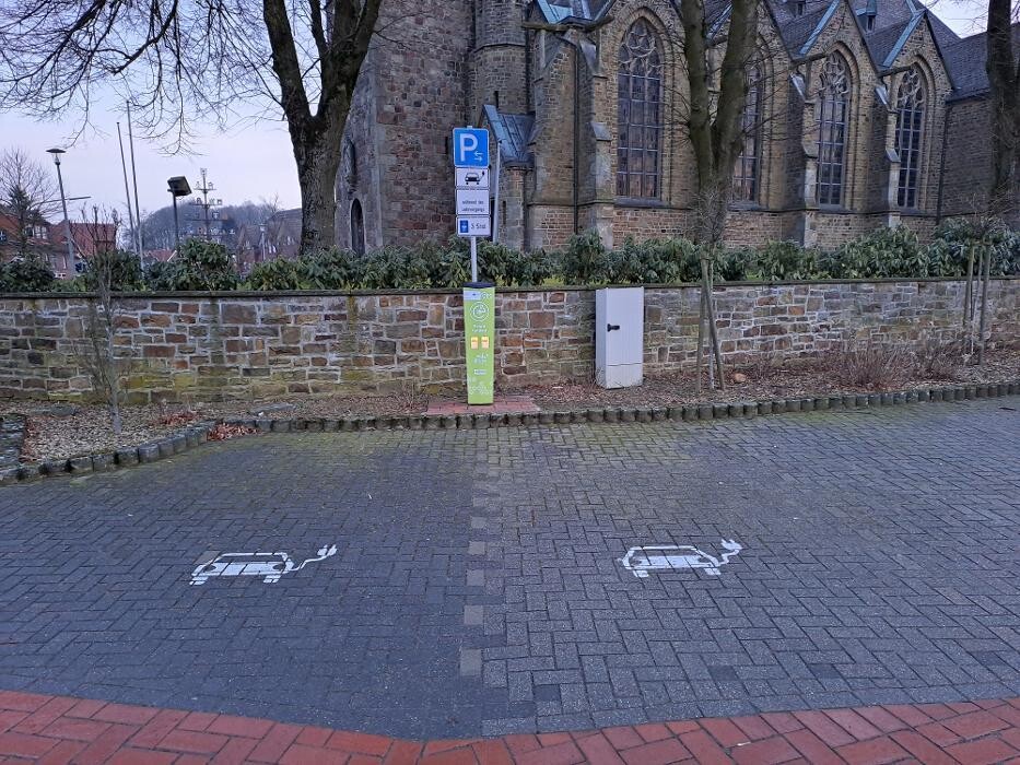 Bilder OPG Charging Station