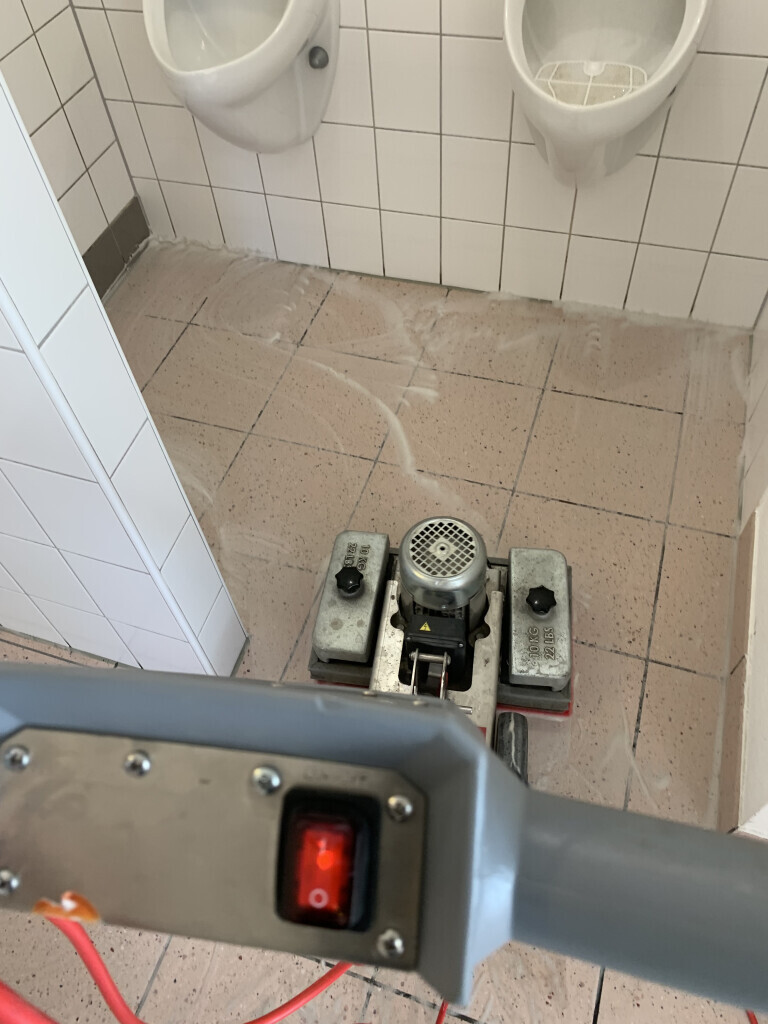 Bilder Deni's Gebäudereinigung