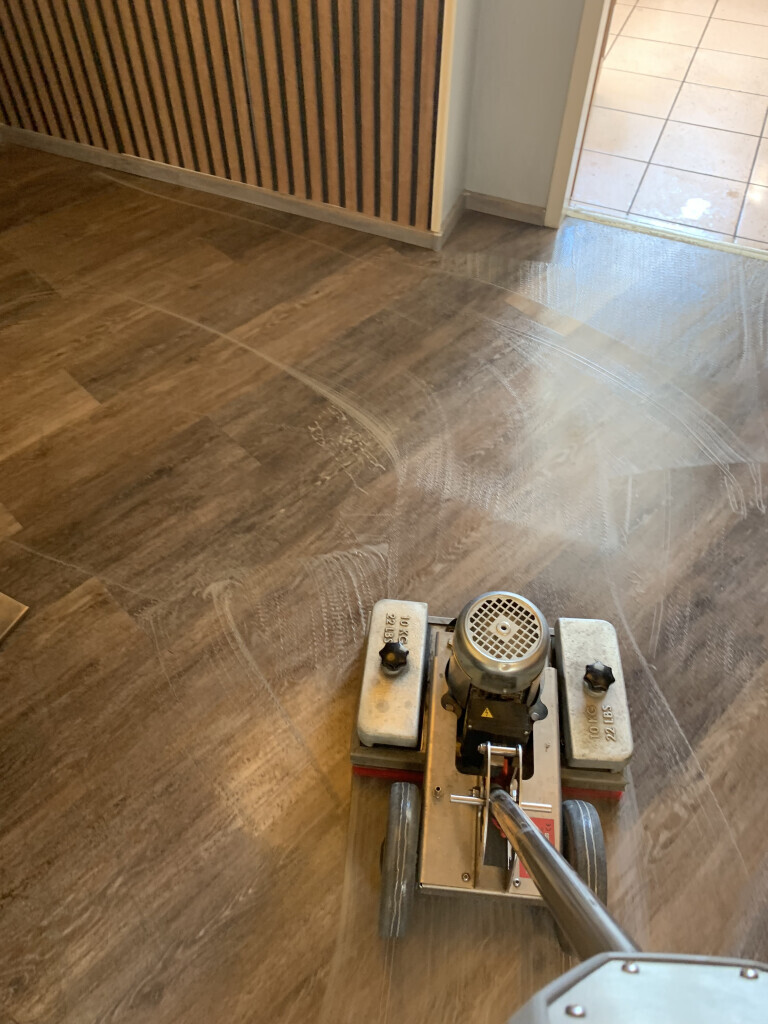 Bilder Deni's Gebäudereinigung