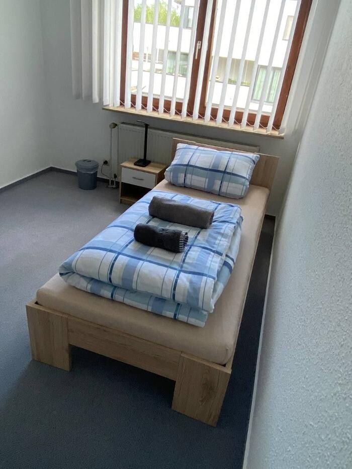 Bilder Zimmervermietung "Zur KlarSicht" Fellbach-Schmiden bei Stuttgart
