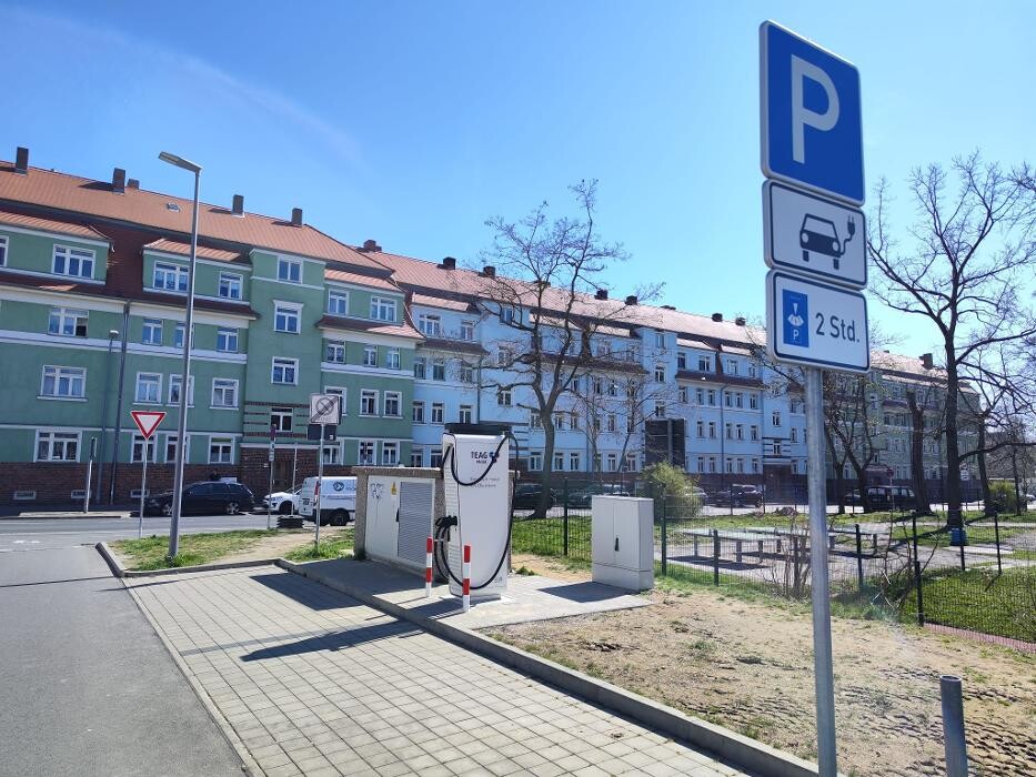 Bilder TEAG Mobil-Ladestation