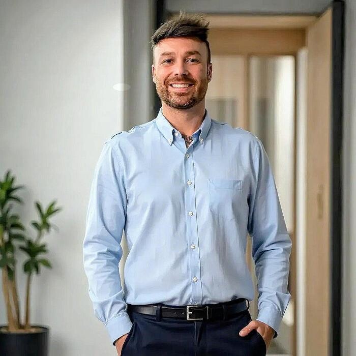 Bilder NÜRNBERGER Versicherung Dominik Schneider in Worms