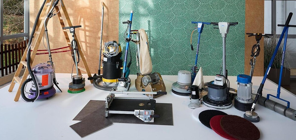 Bilder Bracht & Hofmeister Farben, Vinylbelag, Bodenbeläge, Tapeten - Lemgo