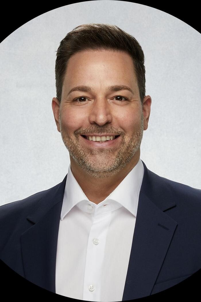 Bilder ERGO Versicherung David Mejias Cannatella