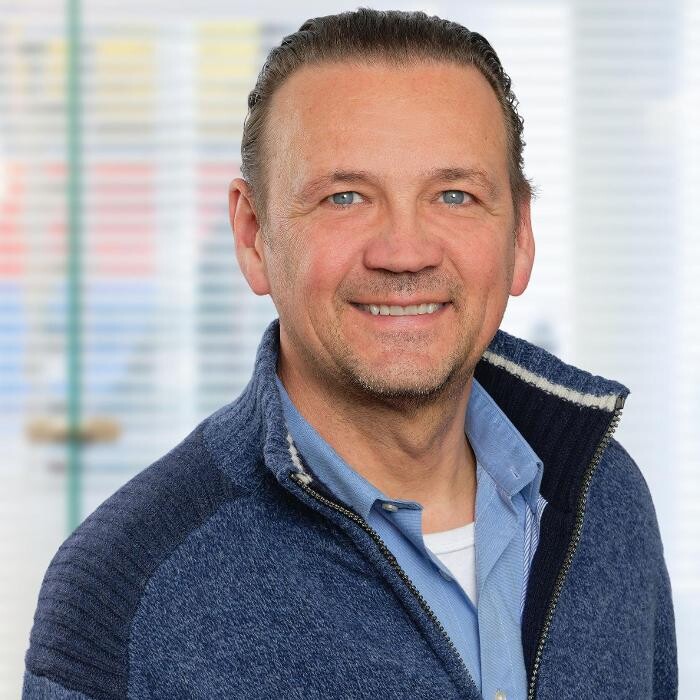 Bilder ERGO Versicherung Michael Henschke