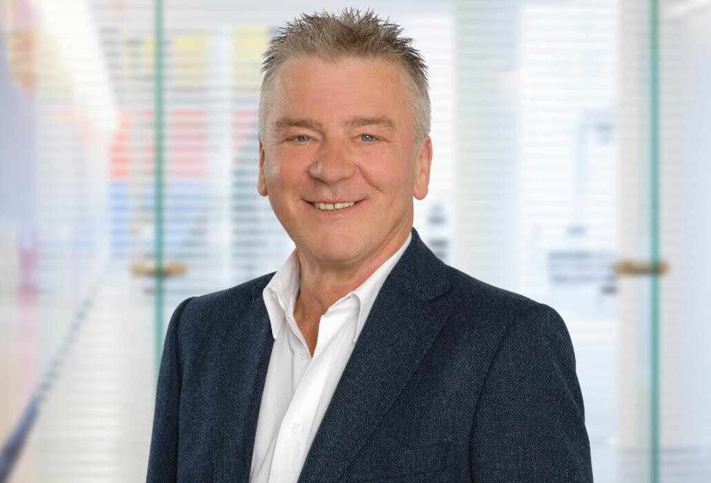 Bilder ERGO Versicherung Hans-Peter Mayer