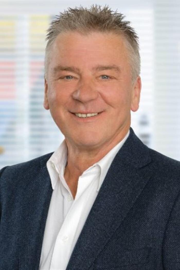 Bilder ERGO Versicherung Hans-Peter Mayer