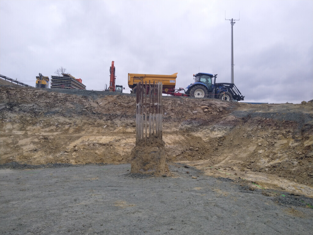 Bilder Dienstleistungen und Baggerbetrieb Bayer