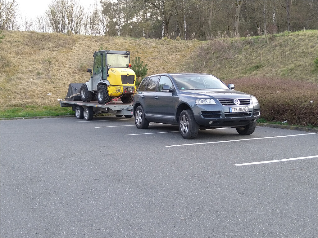 Bilder Dienstleistungen und Baggerbetrieb Bayer