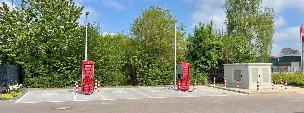 Bilder ORLEN CHARGE Ladestation