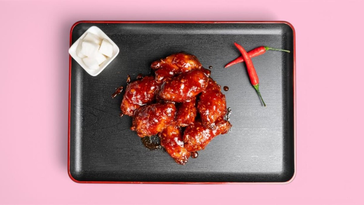 Bilder Flying Chicken & Burger