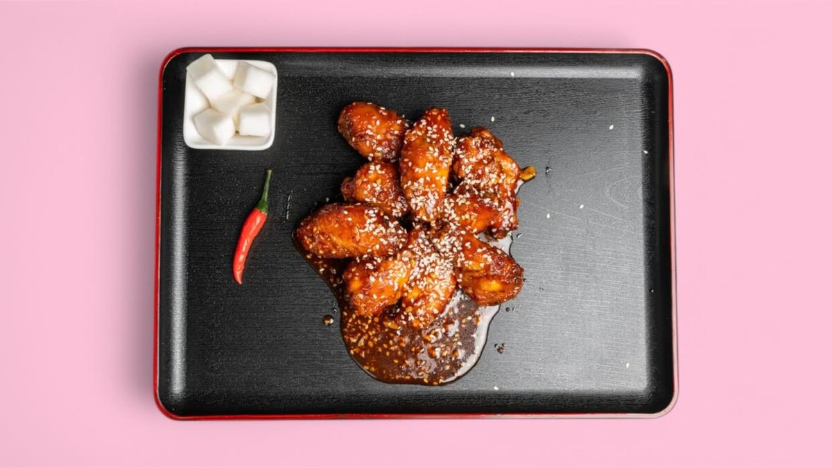 Bilder Flying Chicken & Burger